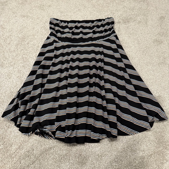 Torrid Black Blue Striped Jersey Stretch Flare Tube Top Skate Dress Plus Size 2 - Picture 2 of 9